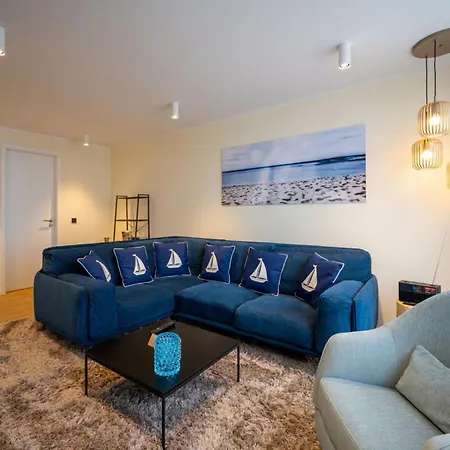 Apartment Blau Mit Mueritzblick
